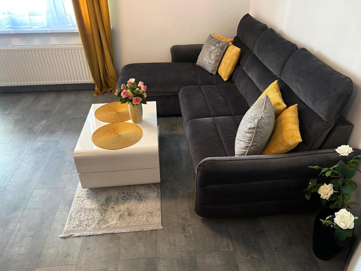 Apartament Sloneczny Lejlighed Jelenia Góra Eksteriør billede